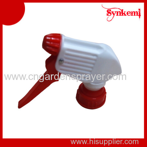 Plastic pressure trigger sprayers