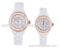 High quality at good price for couple style popular wristwatch