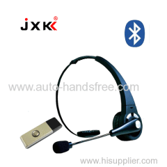 USB plug bluetooth wireless transmitter used to voice chat on line over IP for office work
