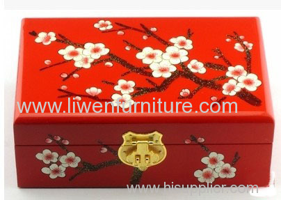 Retro push light lacquer wooden jewelry box