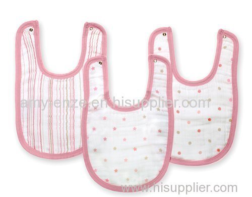 Baby bibs with cuted printed patterns