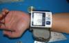 Hospital Portable Digital Blood Pressure Monitor For Wrist