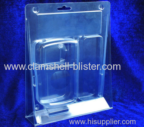 Tri-fold plastic blister packaging for hardware