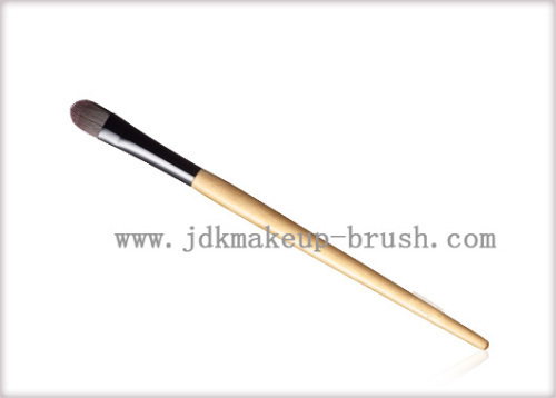 Natural Wooden Handle Concealer Brush