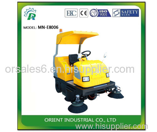 ELECTRIC DRIVING TYPE SWEEPER