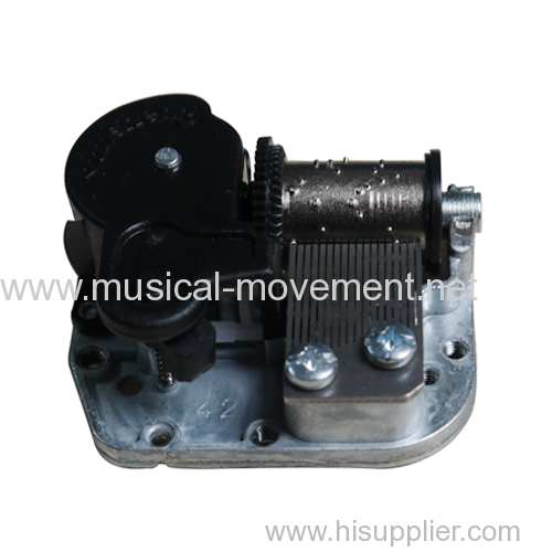 MUSICAL POLY CAROUSEL HAND WOUND SPRING MECHANISM