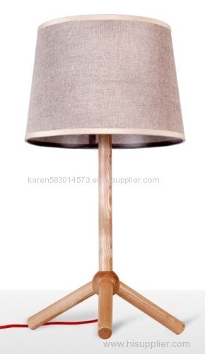 Lightingbird Decorative Desk Lighting High Quality Wood Table Lamp