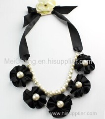 ribbon flower pearl necklace