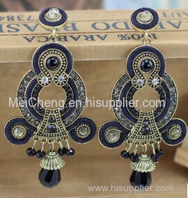 Noble Ethnic dangling earrings
