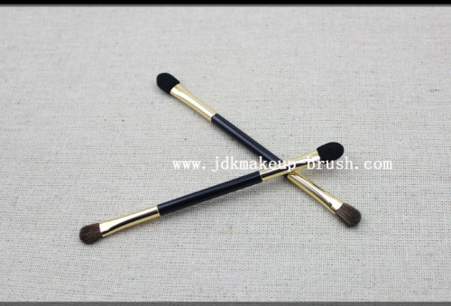 Duo Ended SpongeTip Eyeshadow Applicator And Eyeshadow Brush