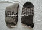 Comfortable Woven Jacquard Mens Wool Socks Ankel High For Autumn