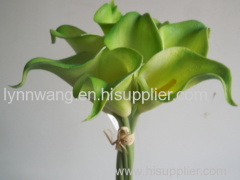 Artificial flower calla lilies