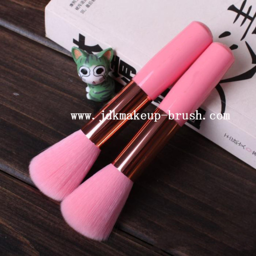 Pink short handle makeup brush