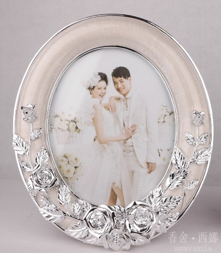 rose / oval / resin / marriage photo frame