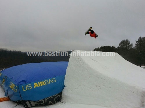 Bagjump Snowboard Big Airbag