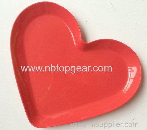 Plastic heart shape fruit tray