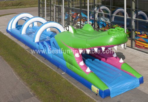 Inflatable crocodile slip pool