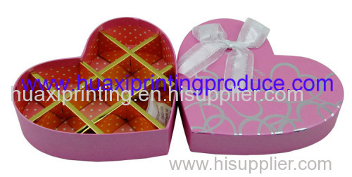 pink heart shape chocolate boxes