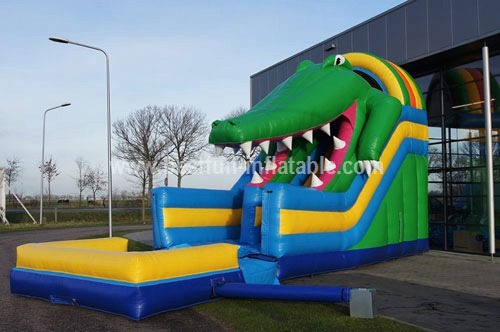 Amusing giant inflatable crocodile slide