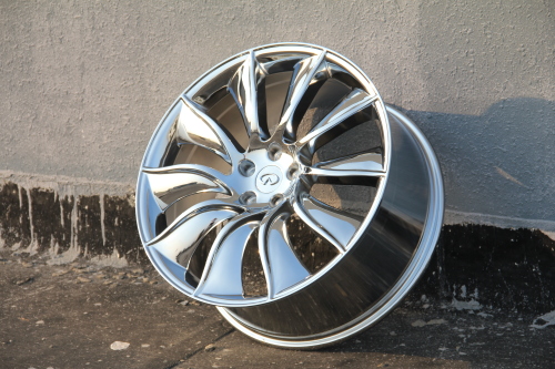 Infiniti FX alloy wheels