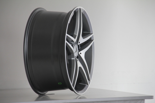 mercedes AMG S63 alloy wheels