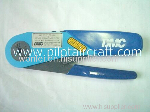 DMC Press Plier aircraft