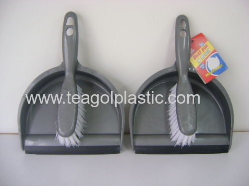 Plastic dust pan and brush