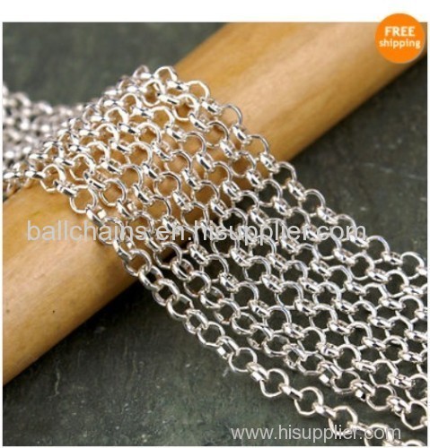 silver color rolo chain
