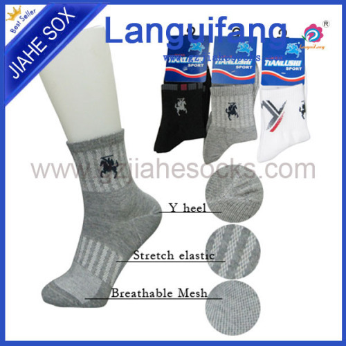 China socks supplier custom ankle athletic cotton socks