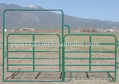 Horse corral panels with galvanized round