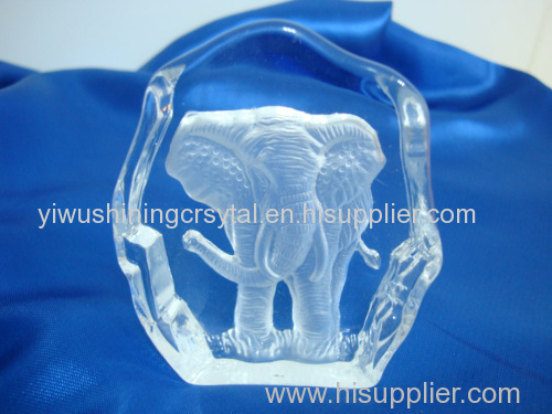 crystal glass elephant figurine