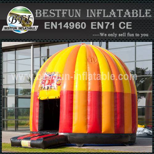 Bouncy castle fun disco 5m
