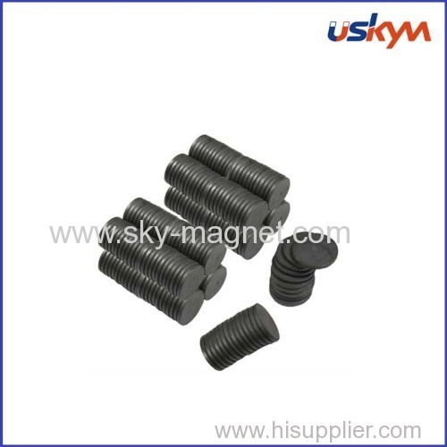 isotropic round ferrite magnet