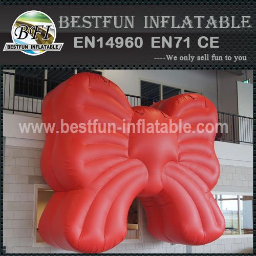 Inflatable replica gift model