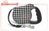 Houndstooth Print Retractable Dog Leash With Rubber Grip Handle For Carrying