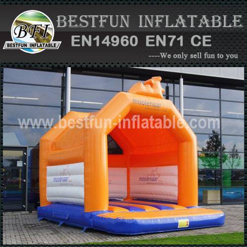 Bouncy castle Moolenaar custom brokers