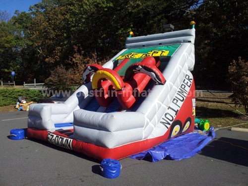 Inflatable sea paradise slide