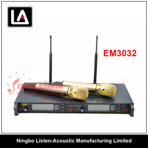 Dual UHF Wireless Microphones Systems EM 3032