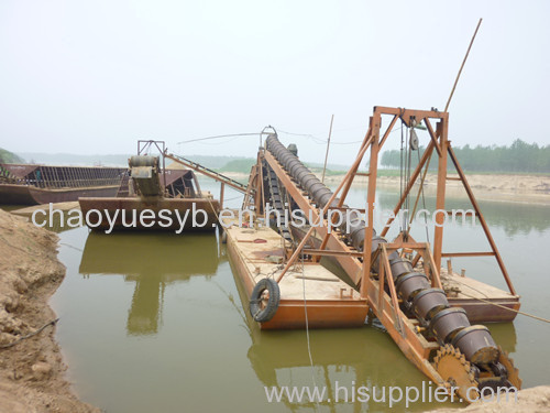 alluvial gold dredging vessel equipped with concentration equipment