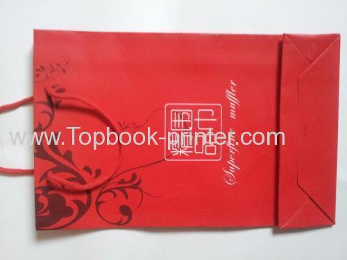 High-end spot UV kraft paper bottom-pasting gift bag for scarf packaging with cotton ropes