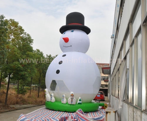 Winter season inflatable snowman bouncers