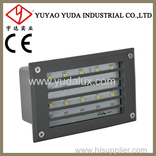 100 Die-cast aluminium led wall recessed light with cover