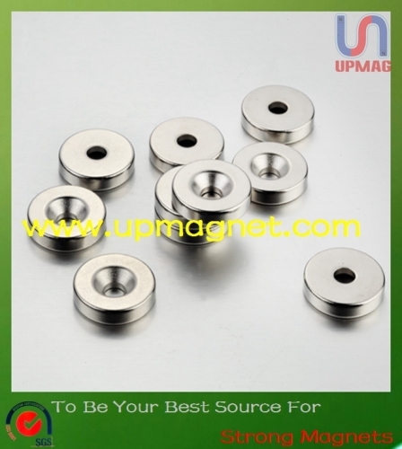 Permanent strong NdFeB ring magnet with countersunk