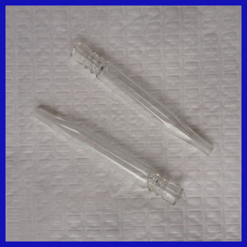 Plastic infusion connector for medical use