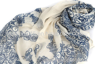 fashion paisley print in polyester scarf