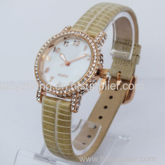 Fahion watch for men alloy watch gold watch