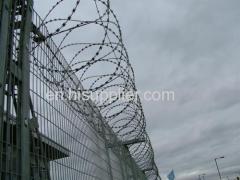 razor wire concertina fencing for top of prison/airport fence