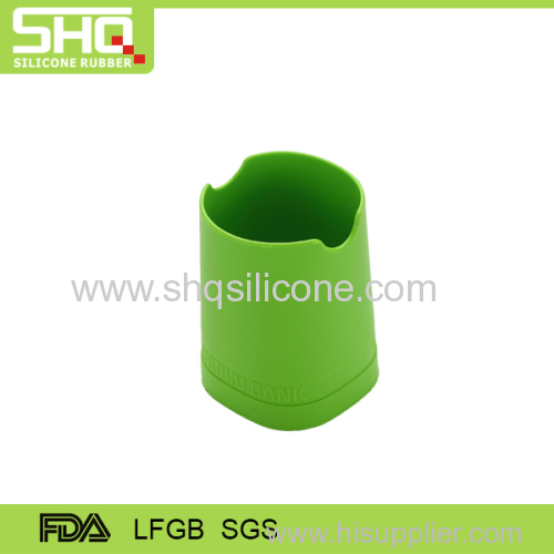 Silicone rubber pen container