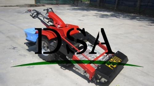small sized machine that operates self-propelled and allows the cleaning and sanitation of the m