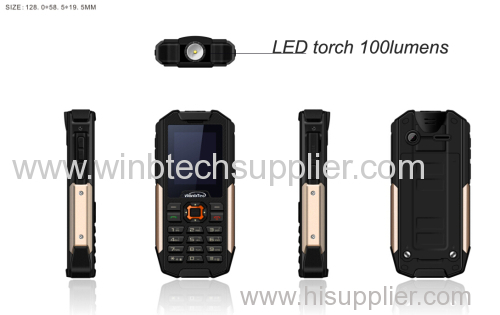 MT6261A quad ban gsm ip67 ip68 outdoor led torch 1000lumens 2800mah power bank torch gsm waterproof phone ru0-gged pho